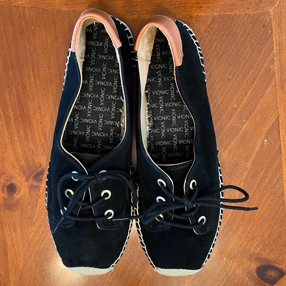 Vionic Size 10 Black Shoes